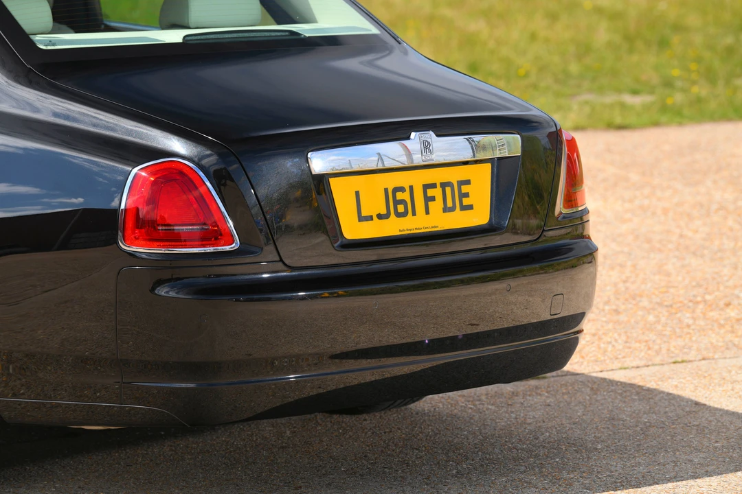 2011 Rolls-Royce Ghost 1st Gen - Image 12 of 31