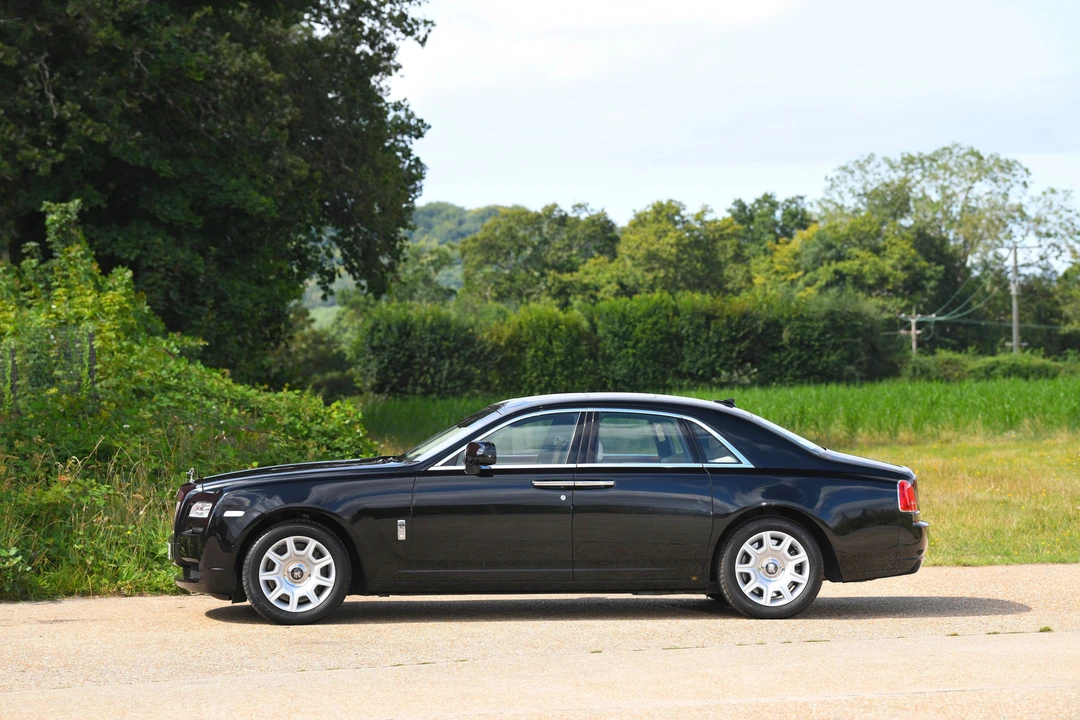 2011 Rolls-Royce Ghost 1st Gen - Image 25 of 31