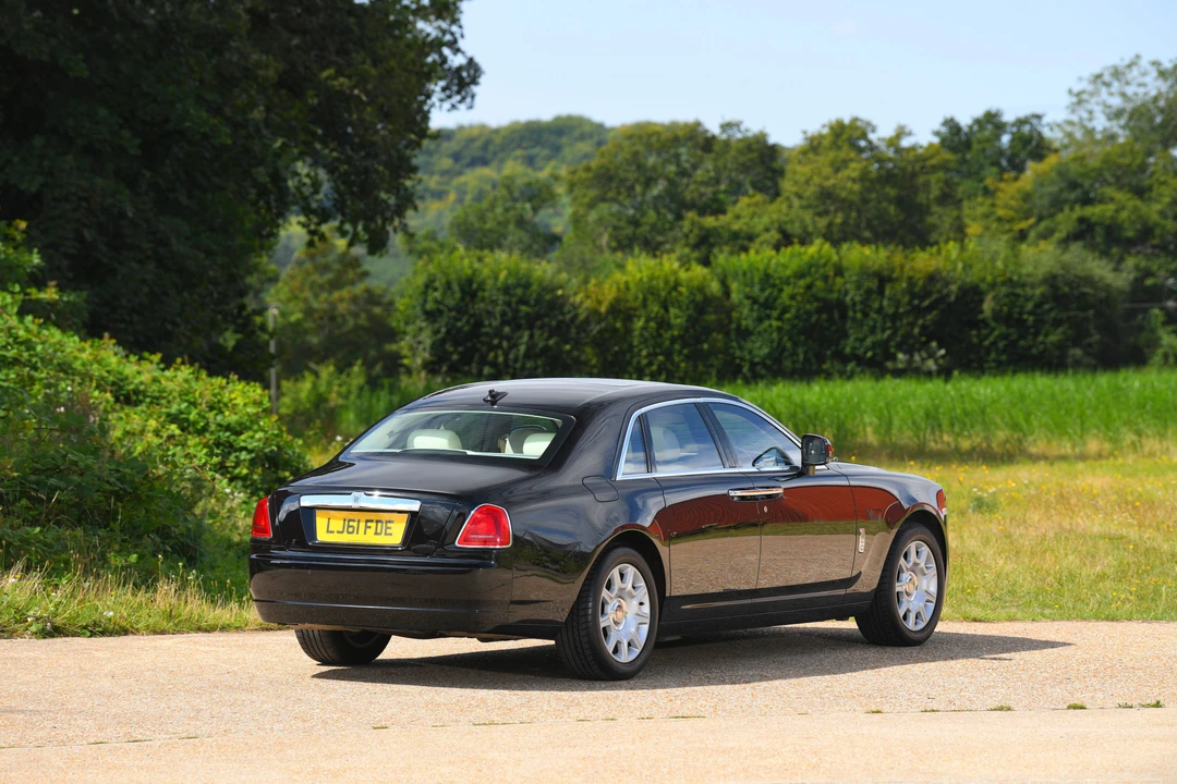 2011 Rolls-Royce Ghost 1st Gen - Image 19 of 31