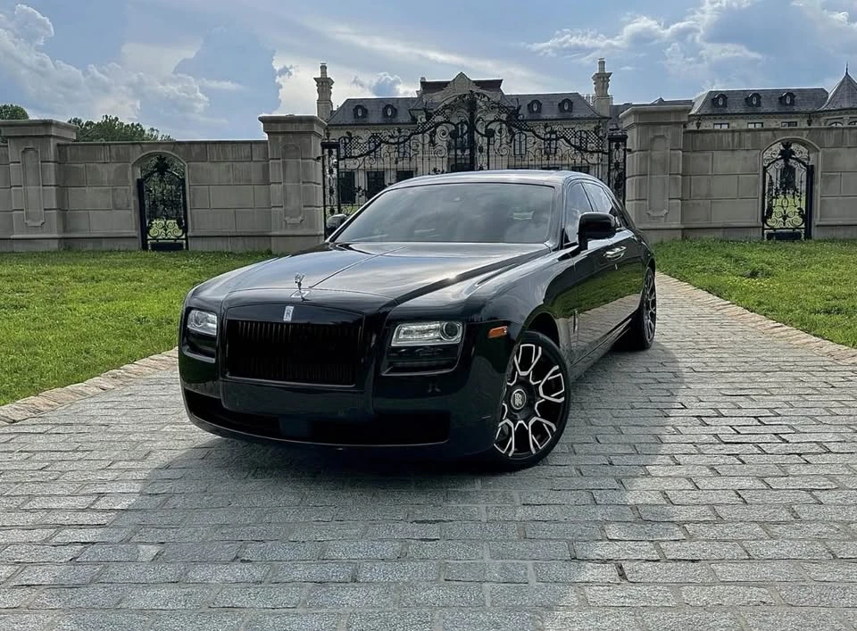 2011 Rolls-Royce Ghost 1st Gen - Image 2 of 20