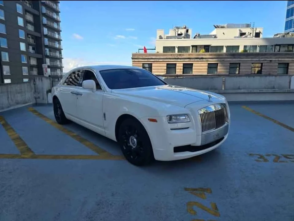 2011 Rolls-Royce Ghost 1st Gen - Image 2 of 9