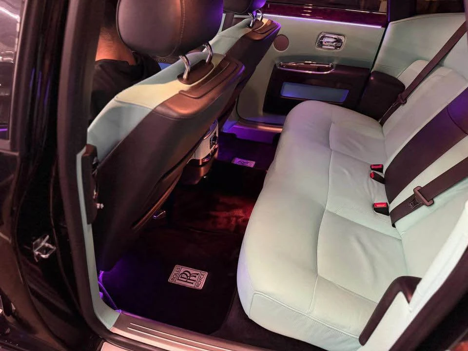 2011 Rolls-Royce Ghost 1st Gen - Image 19 of 20