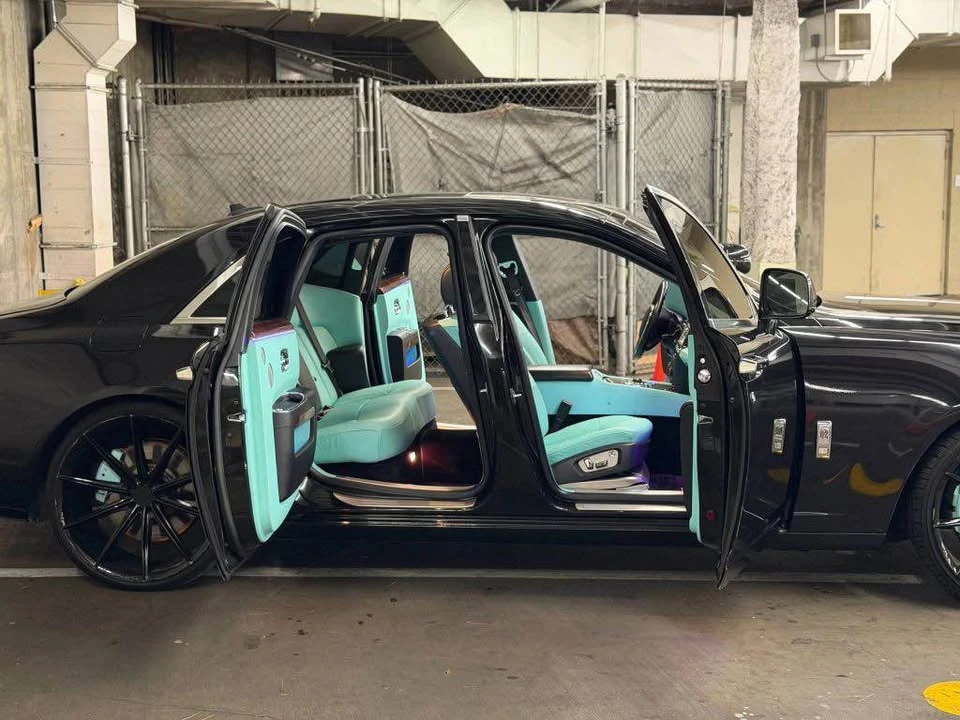 2011 Rolls-Royce Ghost 1st Gen - Image 14 of 20
