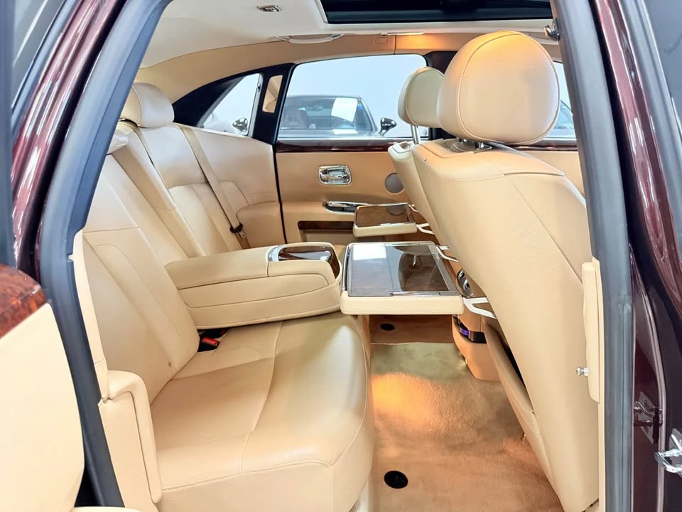 2011 Rolls-Royce Ghost 1st Gen - Image 6 of 15