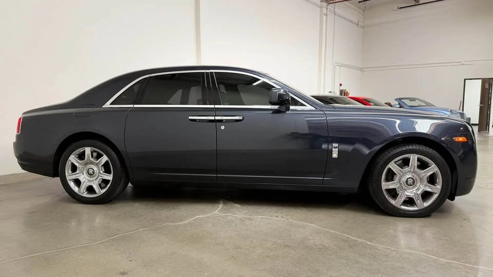2011 Rolls-Royce Ghost 1st Gen - Image 2 of 18