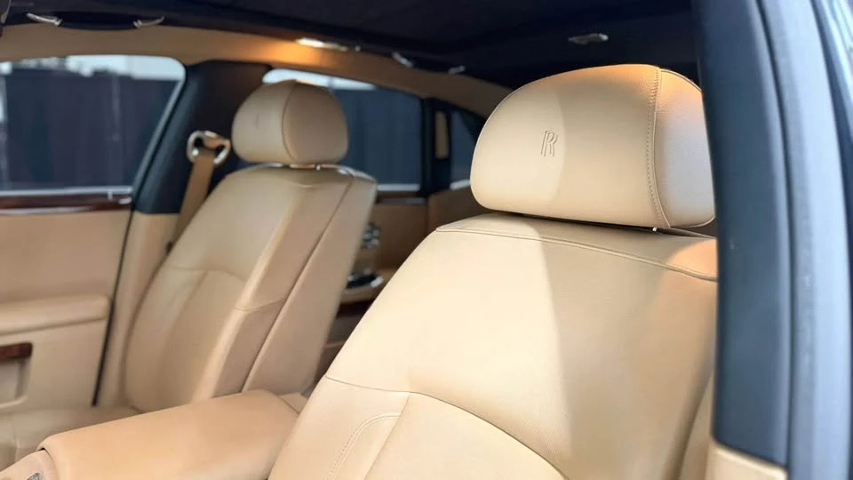 2011 Rolls-Royce Ghost 1st Gen - Image 11 of 18