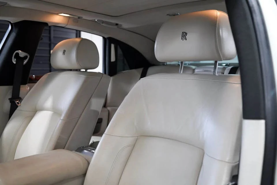 2011 Rolls-Royce Ghost 1st Gen - Image 8 of 12