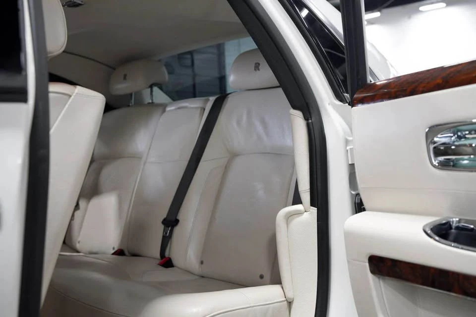 2011 Rolls-Royce Ghost 1st Gen - Image 11 of 12