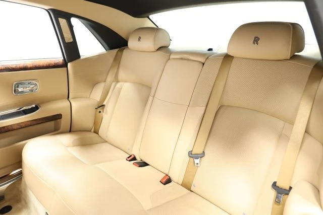 2011 Rolls-Royce Ghost 1st Gen - Image 2 of 12