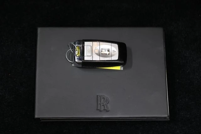2011 Rolls-Royce Ghost 1st Gen - Image 5 of 12