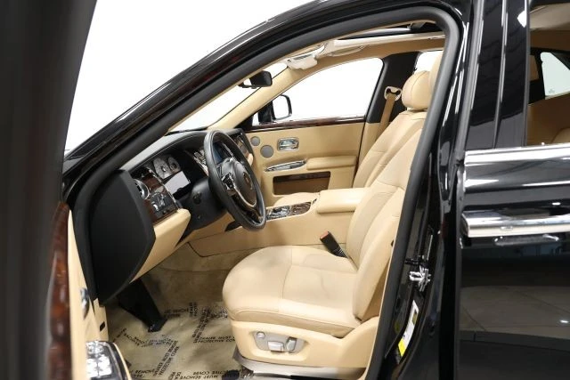 2011 Rolls-Royce Ghost 1st Gen - Image 13 of 21