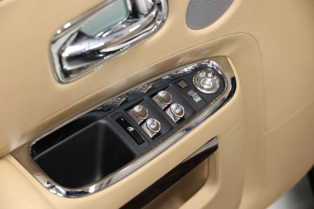 2011 Rolls-Royce Ghost 1st Gen - Image 11 of 21