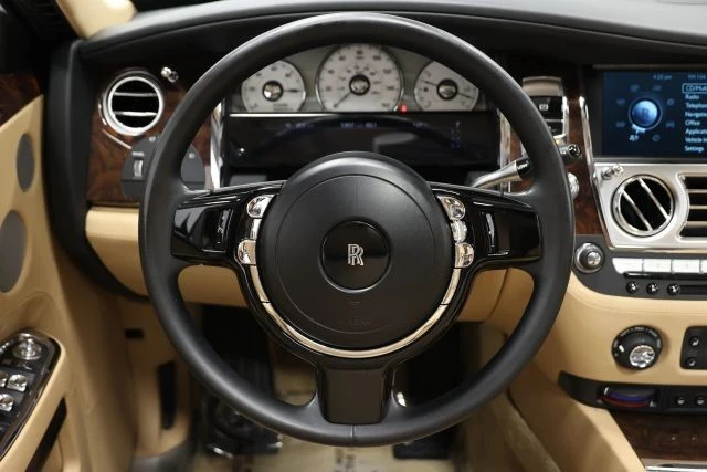 2011 Rolls-Royce Ghost 1st Gen - Image 19 of 21