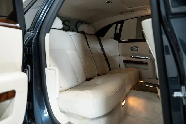 2011 Rolls-Royce Ghost 1st Gen - Image 3 of 21
