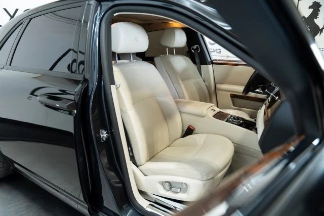 2011 Rolls-Royce Ghost 1st Gen - Image 2 of 21
