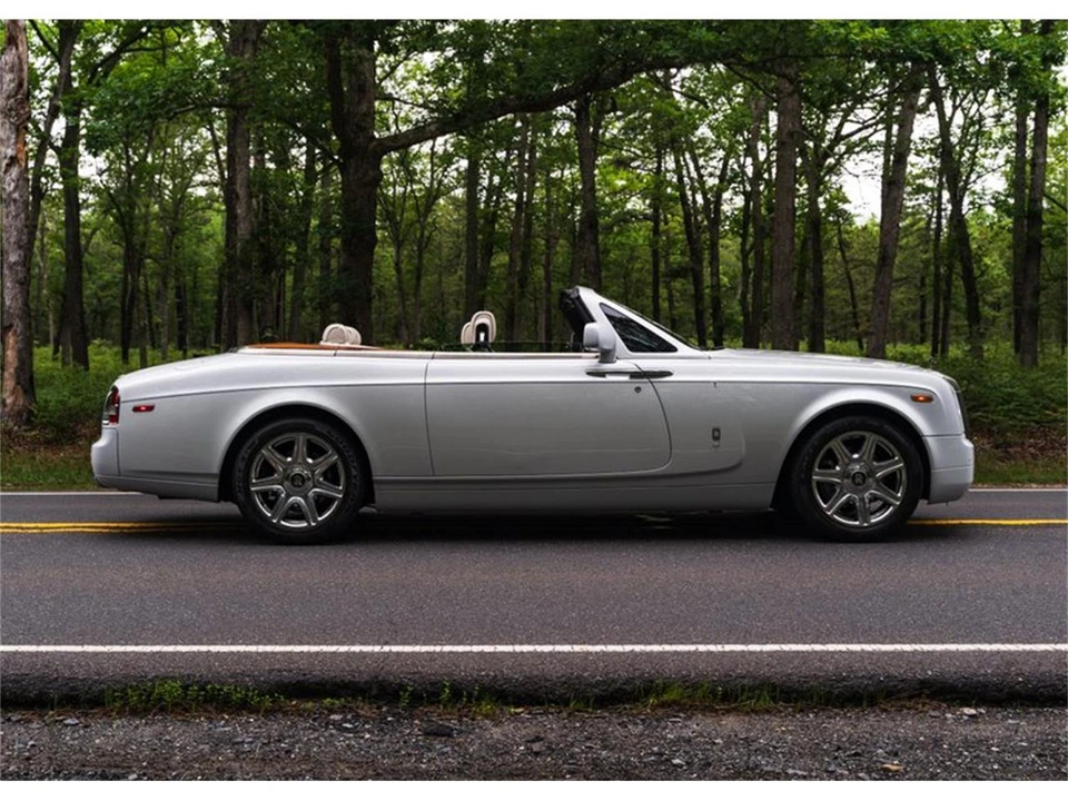2011 Rolls-Royce Phantom VII - Image 17 of 31