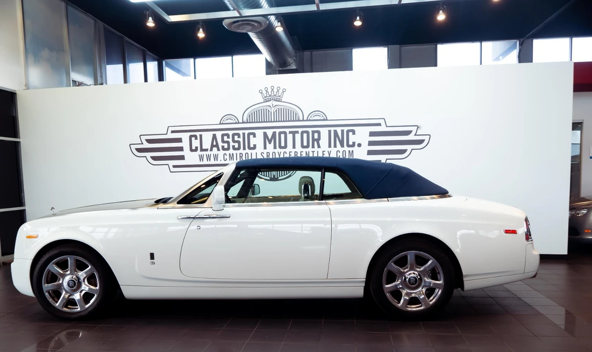 2011 Rolls-Royce Phantom VII - Image 16 of 31