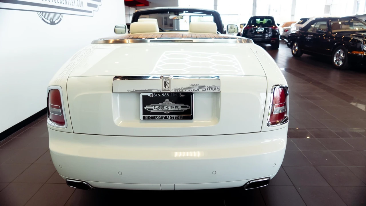 2011 Rolls-Royce Phantom VII - Image 9 of 31