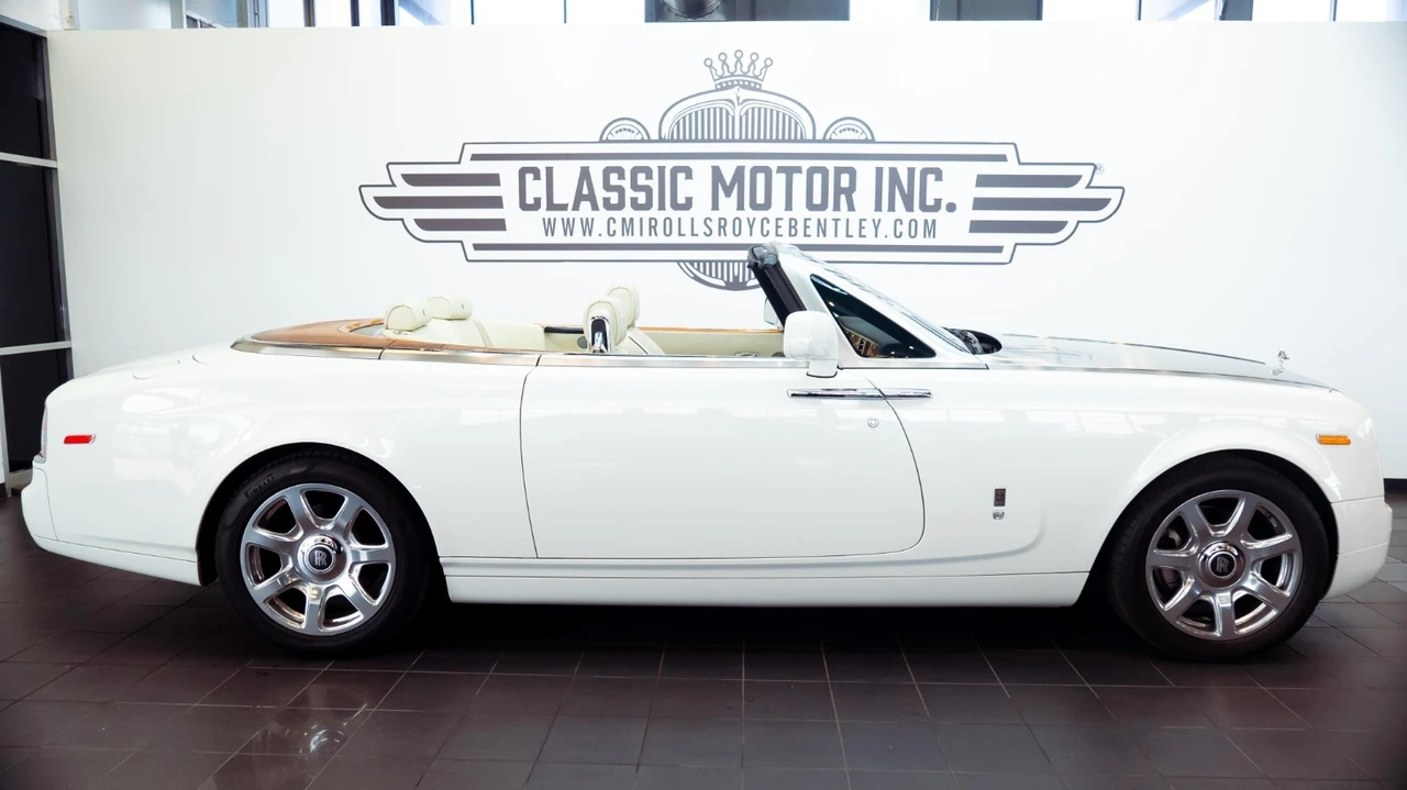 2011 Rolls-Royce Phantom VII - Image 7 of 31