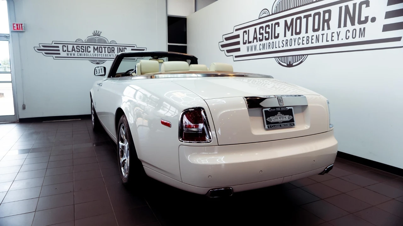 2011 Rolls-Royce Phantom VII - Image 5 of 31