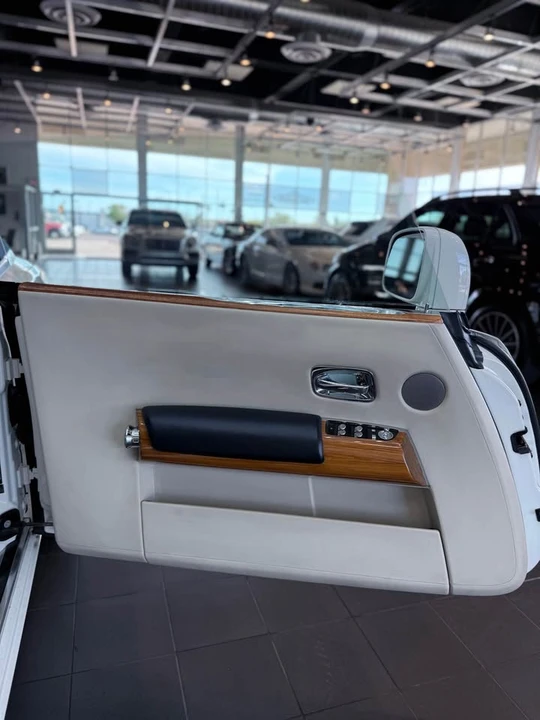 2011 Rolls-Royce Phantom VII - Image 15 of 20