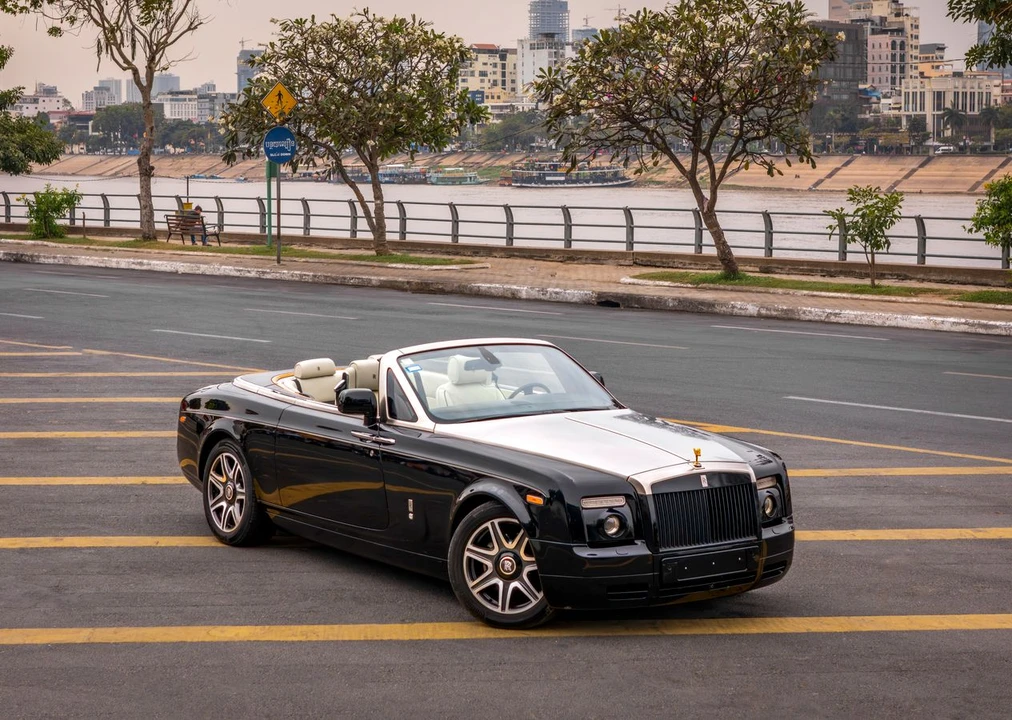 2011 Rolls-Royce Phantom VII - Image 11 of 31