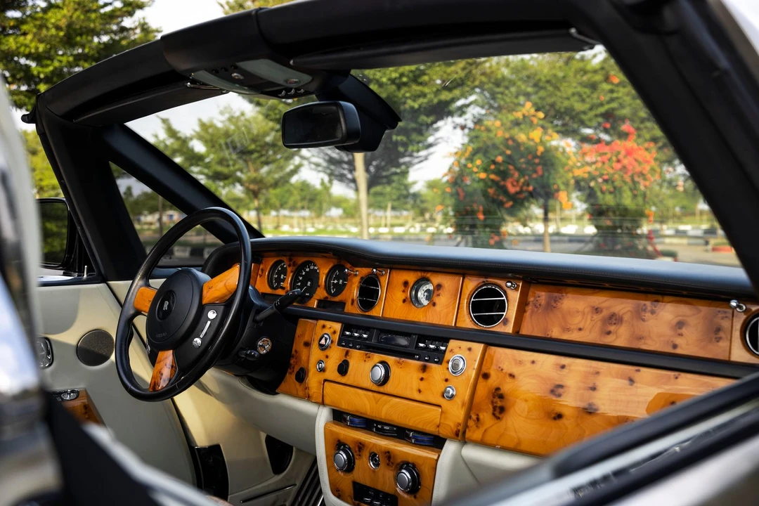 2011 Rolls-Royce Phantom VII - Image 7 of 10