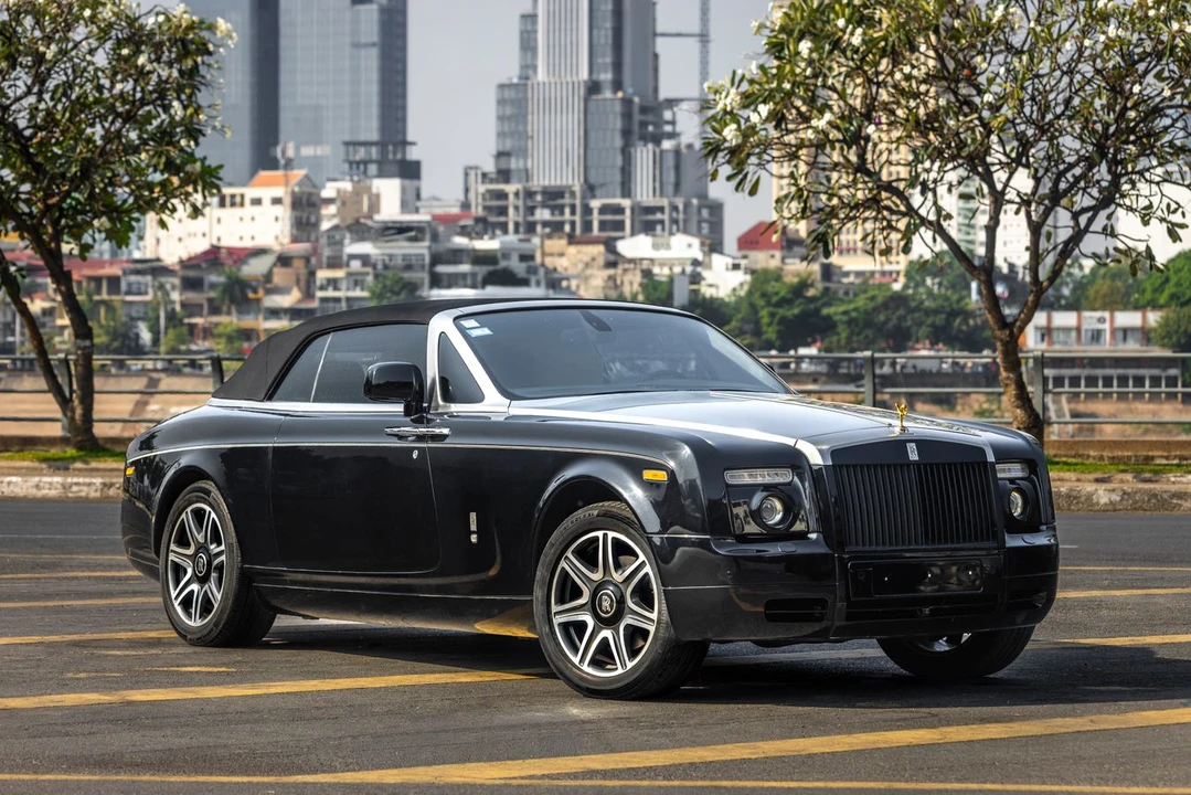 2011 Rolls-Royce Phantom VII - Image 13 of 31