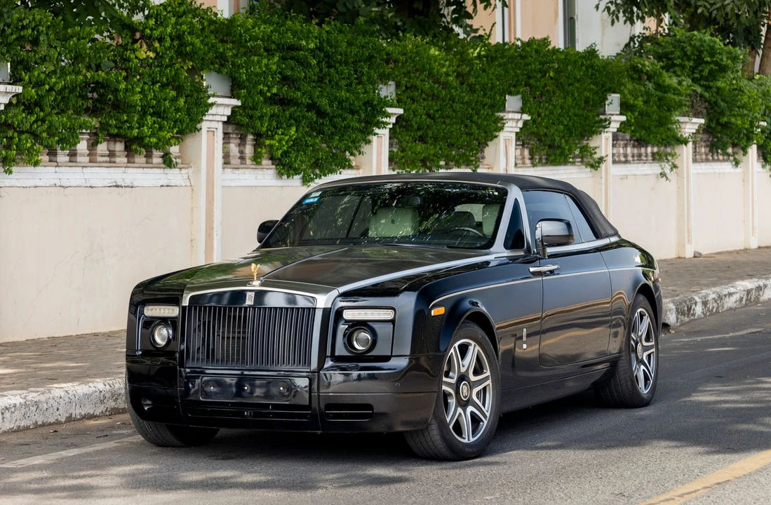 2011 Rolls-Royce Phantom VII - Image 28 of 31