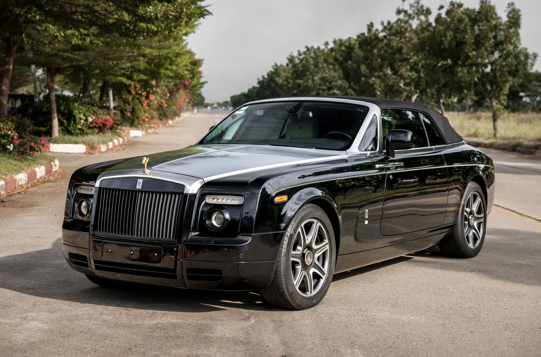 2011 Rolls-Royce Phantom VII - Image 25 of 31