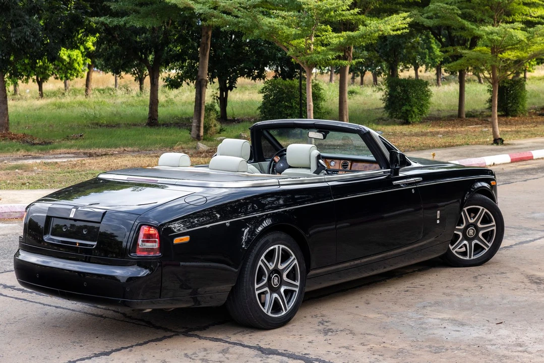 2011 Rolls-Royce Phantom VII - Image 6 of 31