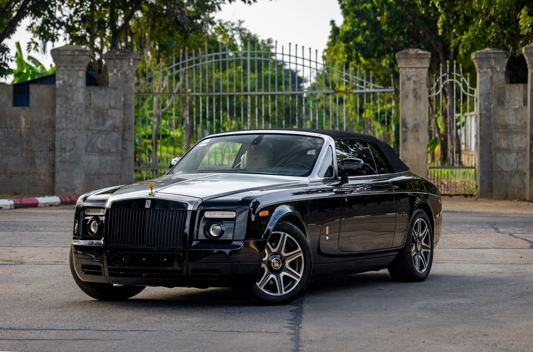 2011 Rolls-Royce Phantom VII - Image 26 of 31