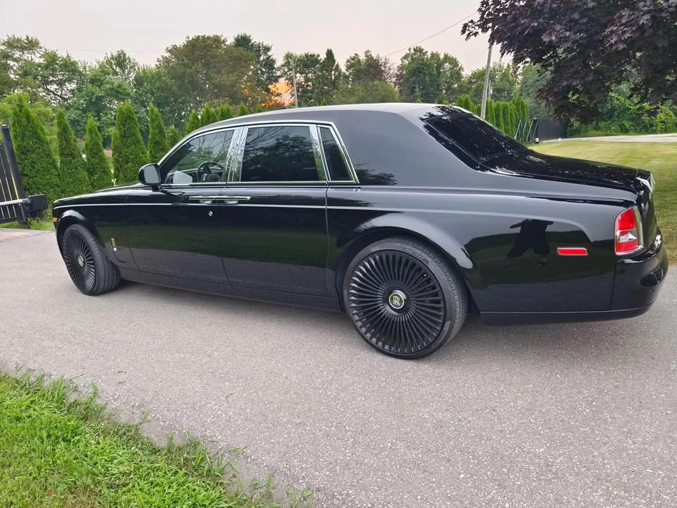 2011 Rolls-Royce Phantom VII - Image 8 of 15