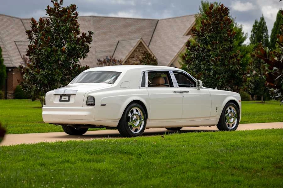 2011 Rolls-Royce Phantom VII - Image 3 of 31