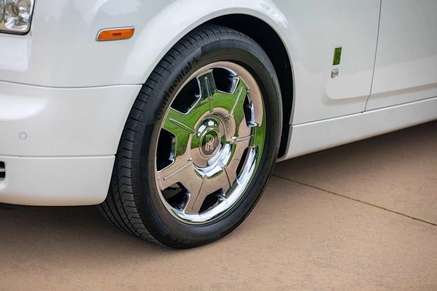 2011 Rolls-Royce Phantom VII - Image 22 of 31
