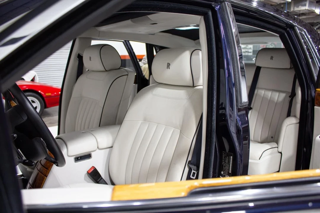 2011 Rolls-Royce Phantom VII - Image 8 of 21