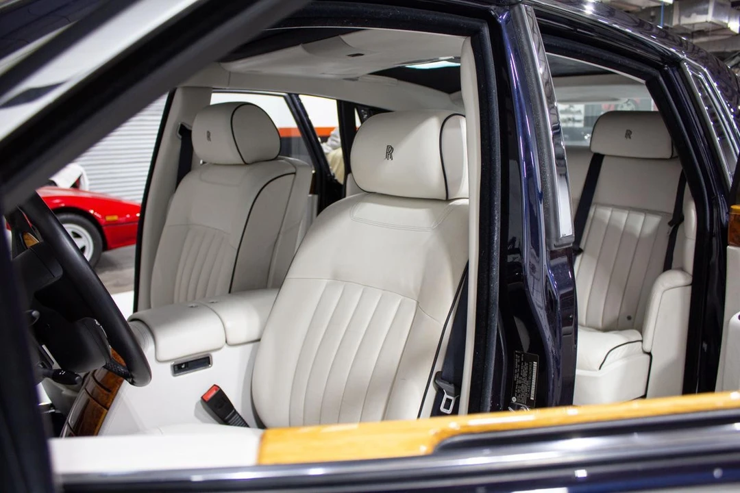 2011 Rolls-Royce Phantom VII - Image 8 of 21