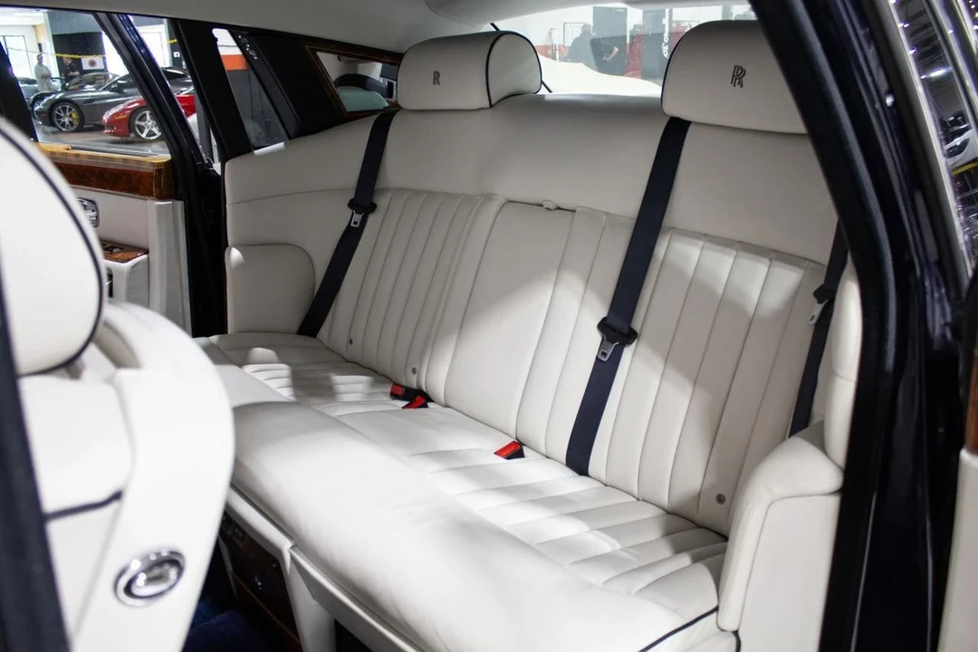 2011 Rolls-Royce Phantom VII - Image 14 of 21