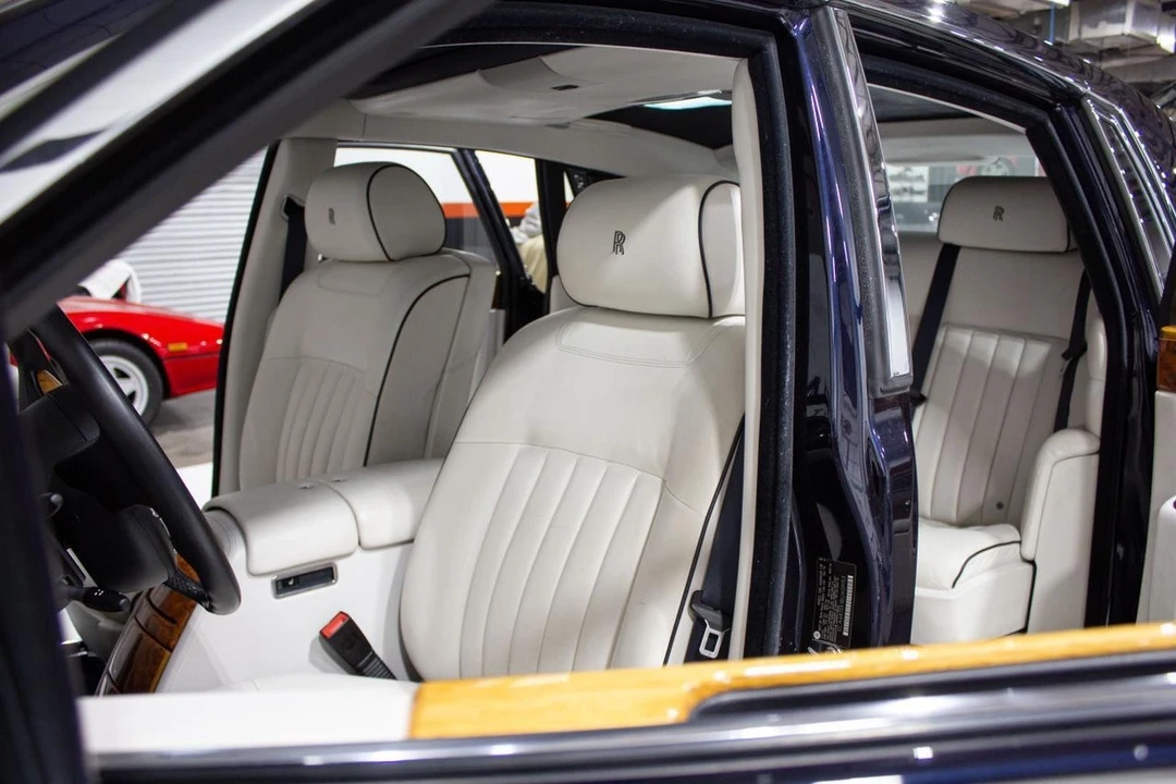 2011 Rolls-Royce Phantom VII - Image 8 of 21