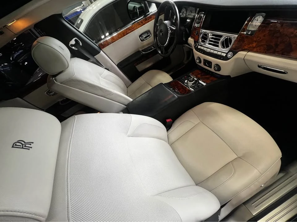 2011 Rolls-Royce Ghost 1st Gen - Image 4 of 7