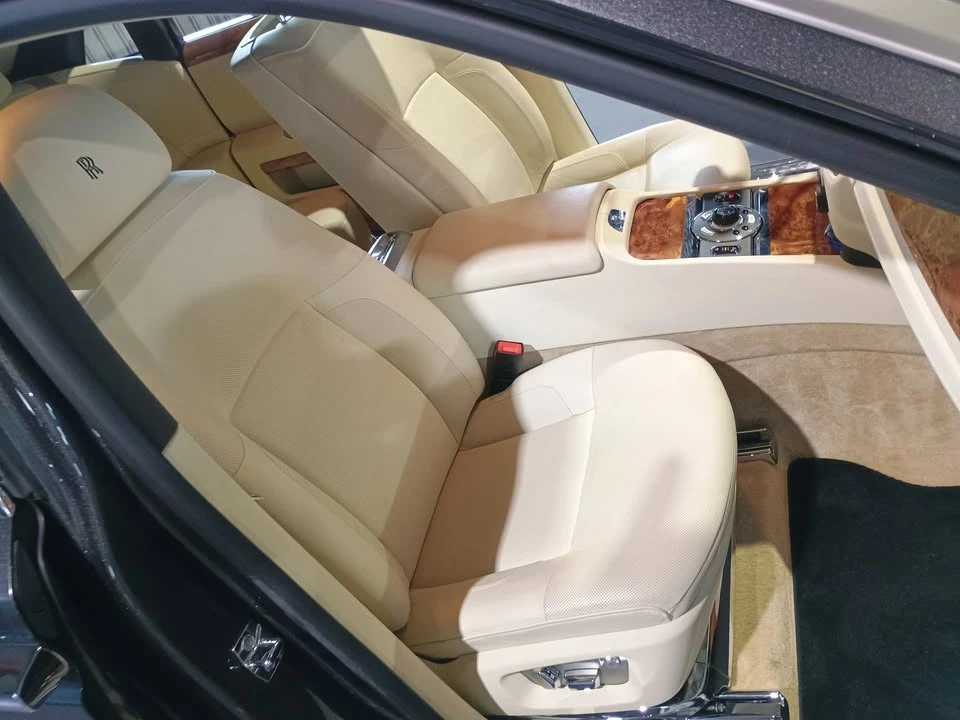2011 Rolls-Royce Ghost 1st Gen - Image 18 of 20