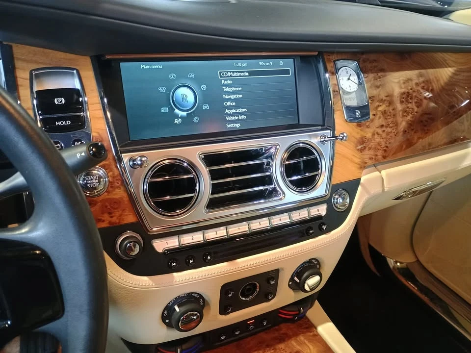 2011 Rolls-Royce Ghost 1st Gen - Image 13 of 20