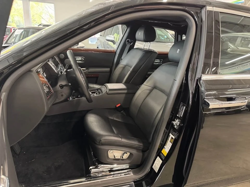 2011 Rolls-Royce Ghost 1st Gen - Image 7 of 19