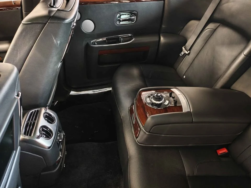 2011 Rolls-Royce Ghost 1st Gen - Image 13 of 16
