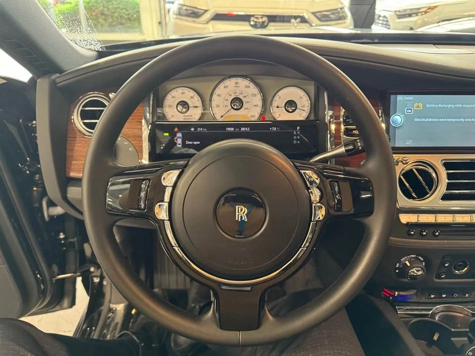 2011 Rolls-Royce Ghost 1st Gen - Image 14 of 19