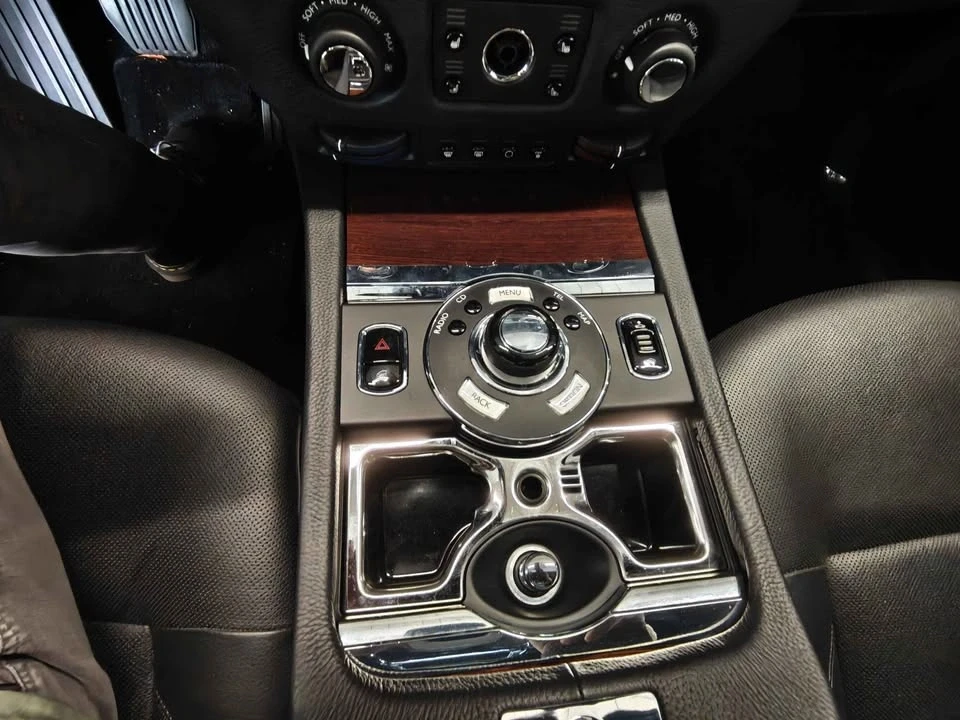 2011 Rolls-Royce Ghost 1st Gen - Image 11 of 16