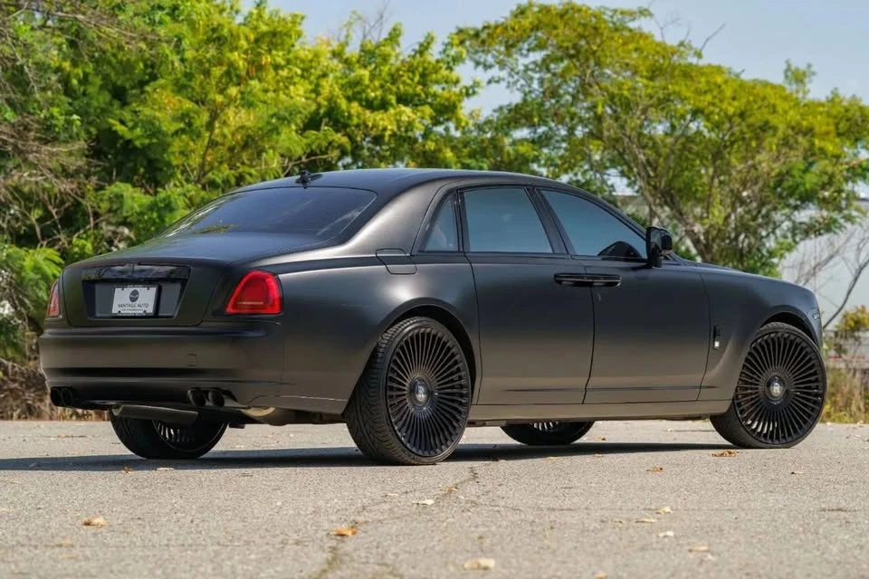 2011 Rolls-Royce Ghost 1st Gen - Image 7 of 17