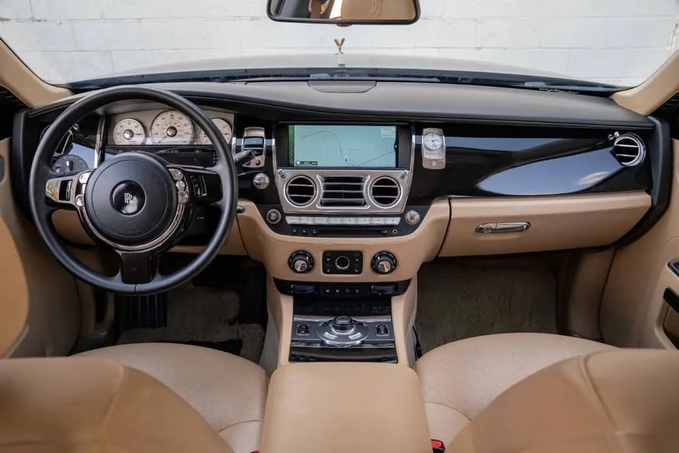 2011 Rolls-Royce Ghost 1st Gen - Image 8 of 17