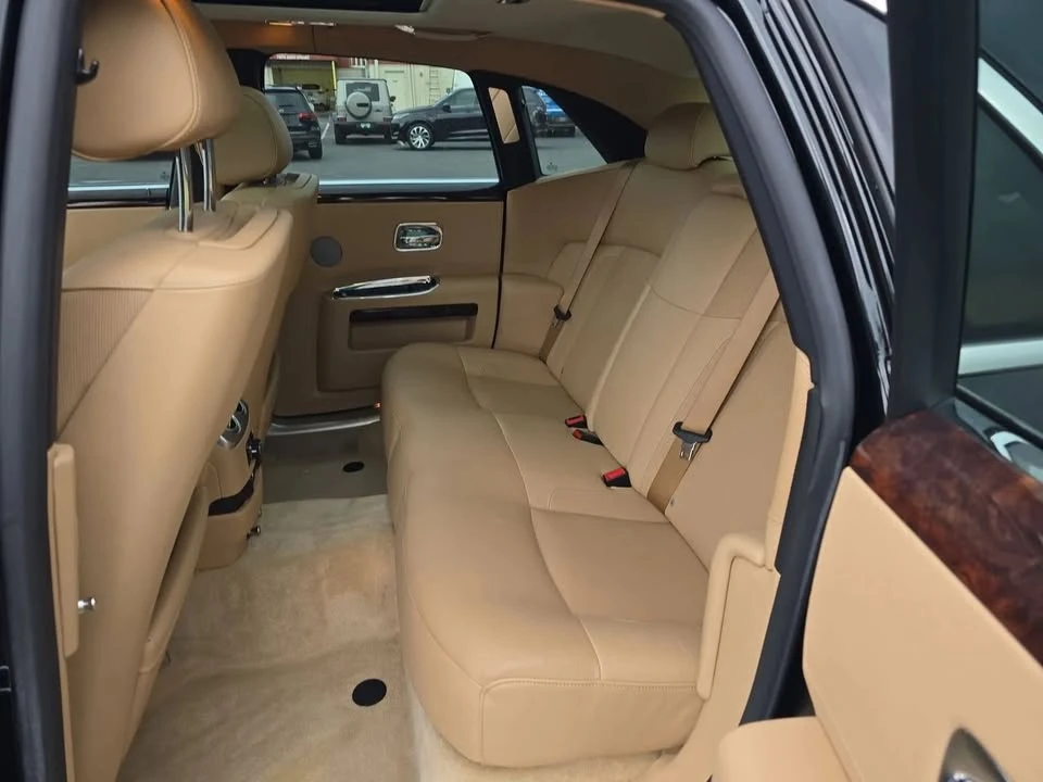 2011 Rolls-Royce Ghost 1st Gen - Image 7 of 13