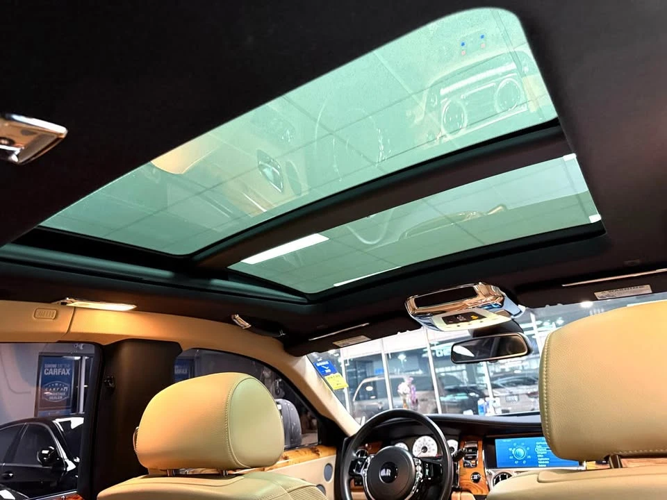 2011 Rolls-Royce Ghost 1st Gen - Image 16 of 20